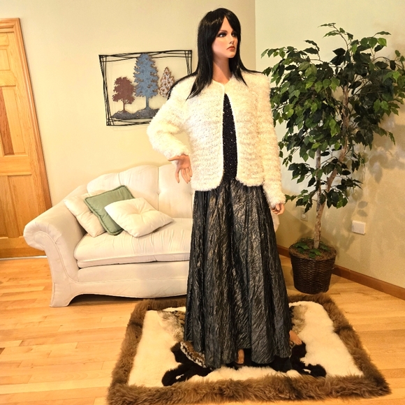 NWT,Shimmering Pewter Crinkle Formal Maxi Skirt, Formal, Holiday, Party, Size 12 - Picture 8 of 16